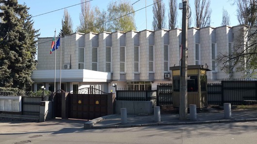 България най-после възстановява посолството си в Киев