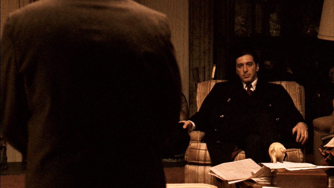 4. "The Godfather II" (1974)
<br><br>
Само година по-късно Пачино вече заема главна роля във втората част на "The Godfather".
<br><br>
Запечатва образа на Майкъл Корлеоне като най-емблематичния мафиотски персонаж в киното и се превръща в едва третия актьор, който е номиниран два пъти за "Оскар" за една и съща роля.