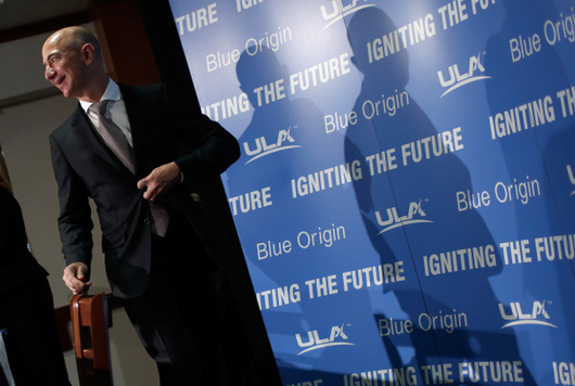 Първи провал за Blue Origin на Джеф Безос: Ракета се запали минута след излитане