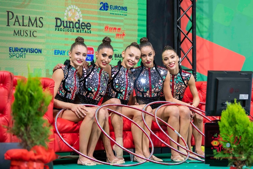 Новите "Златни момичета" на България дебютираха със световна титла