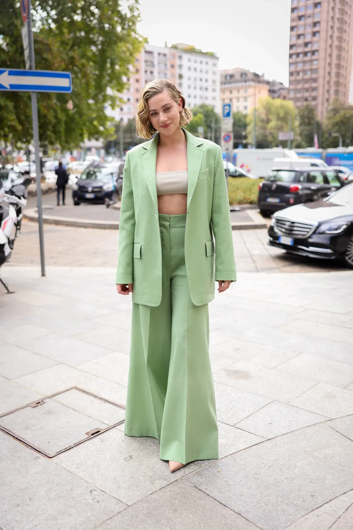 Лили Рейнхарт 