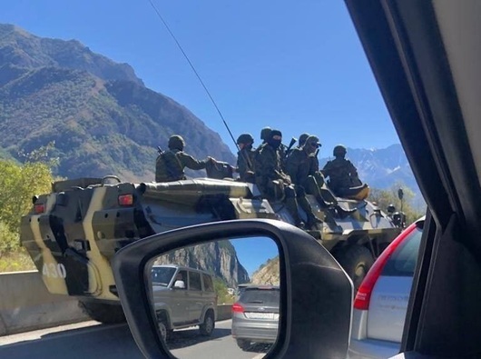 Русия изпрати въоръжена охрана на границата с Грузия заради бягащите резервисти 
