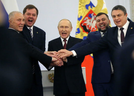 "Русия има четири нови области": Путин официално обяви анексията на една пета от Украйна