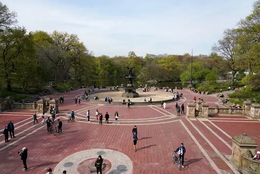 На разходка в парка: Какво (не) е разрешено според новите мерки