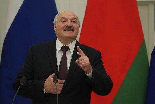 Президентът на Беларус Александър Лукашенко забрани повишаване на цените в