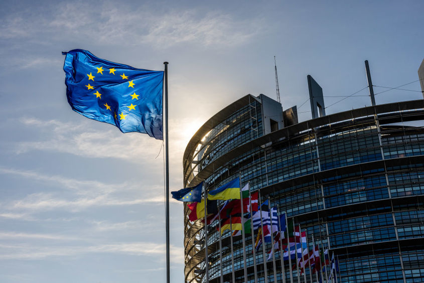 Нов обиск в офисите на Европейския парламент заради разследването за корупция