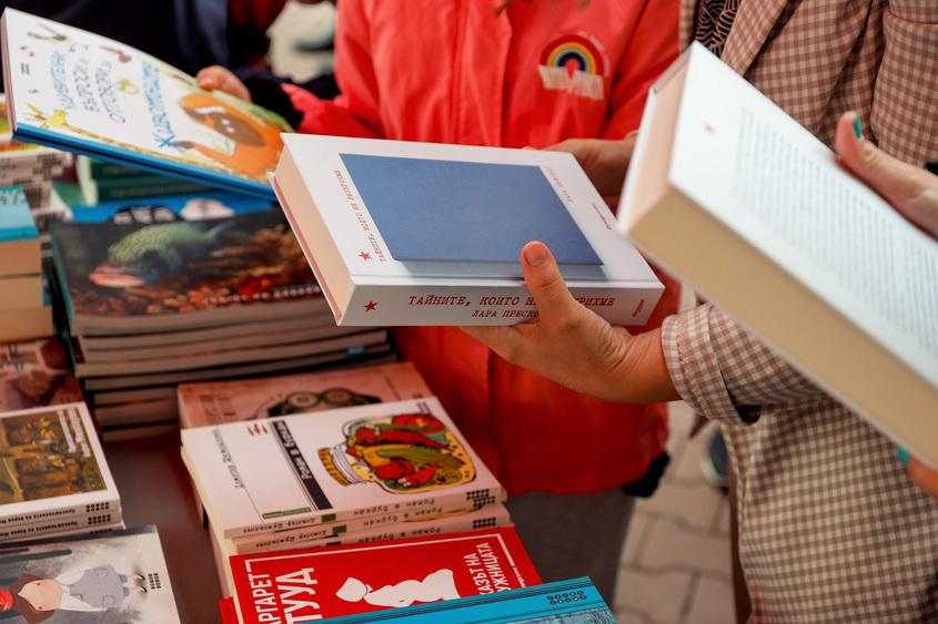 3 тона пластмаса събраха Kaufland и „Книги за смет“ в София