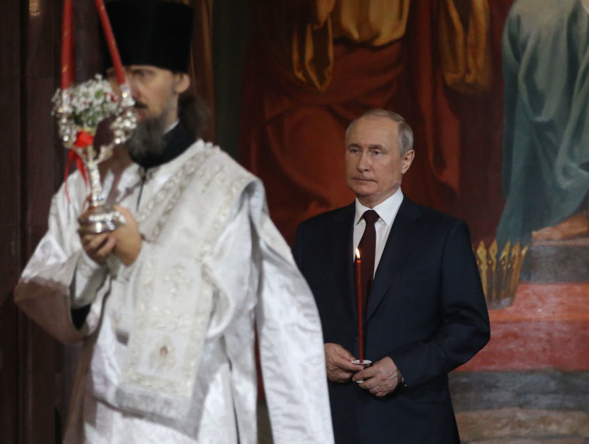 На рождения ден на Путин руският патриарх призова да се молим усърдно за здравето му