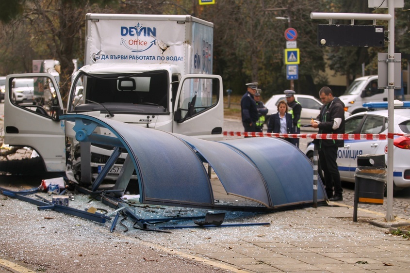 Шофьорът, убил момиче на спирка в София, има и предишни пътни нарушения