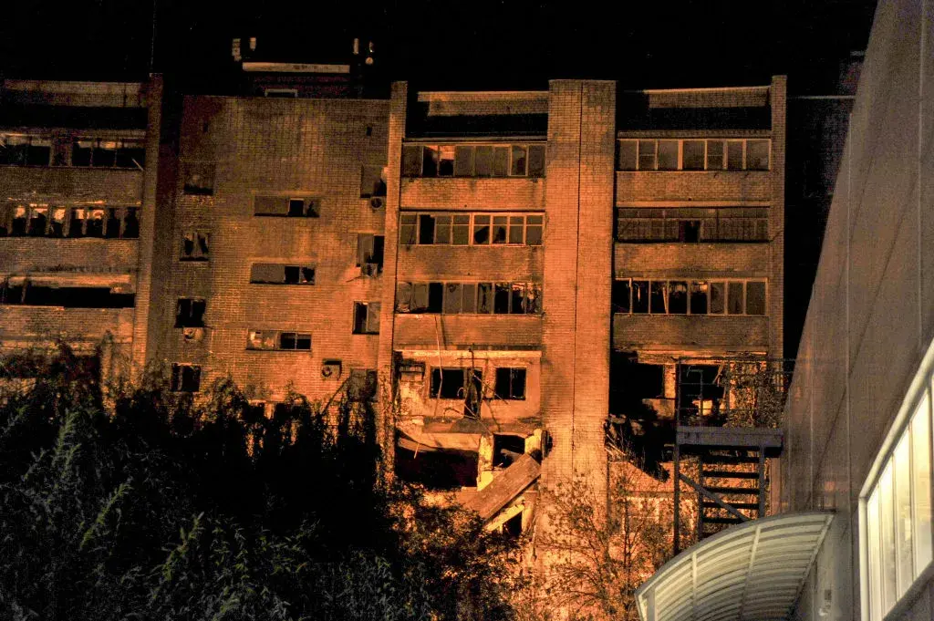 15 са жертвите на сблъсъка на Су-34 в жилищен блок в Русия