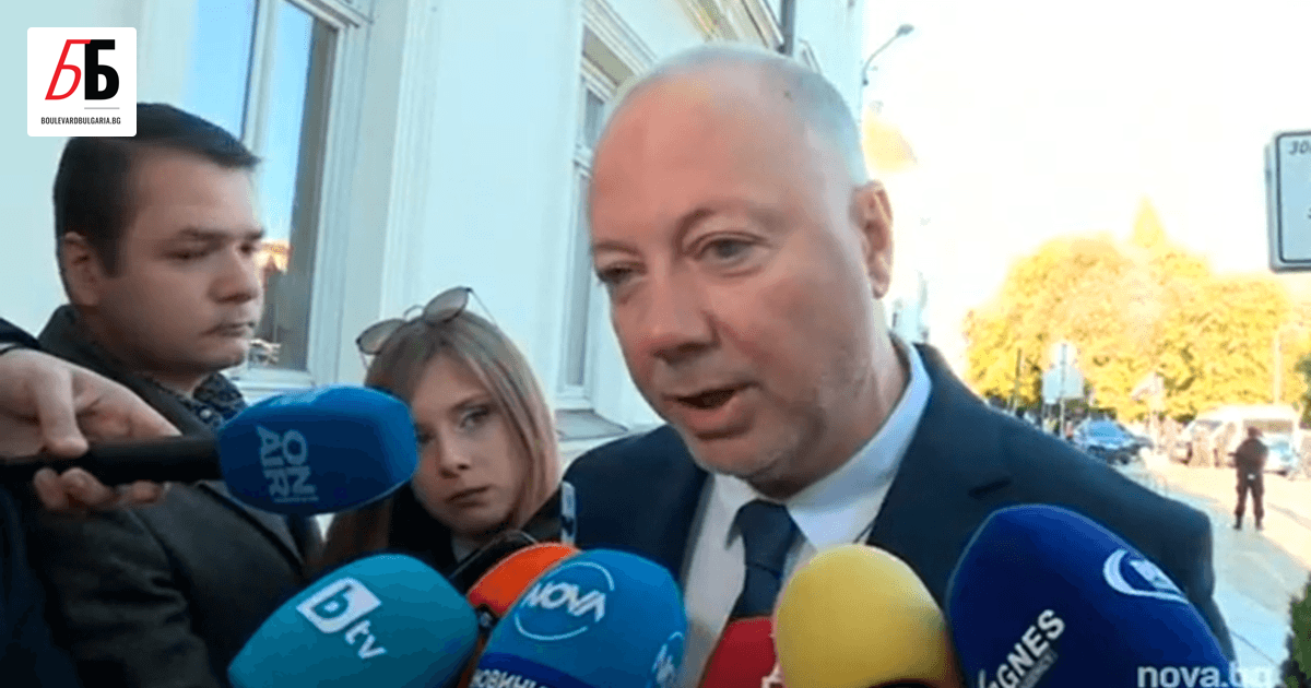 Депутатът от ГЕРБ Тома Биков обяви, че партията може да