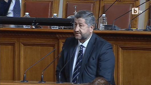 Съпредседателят на Демократична България Христо Иванов отговори пряко на заплахите