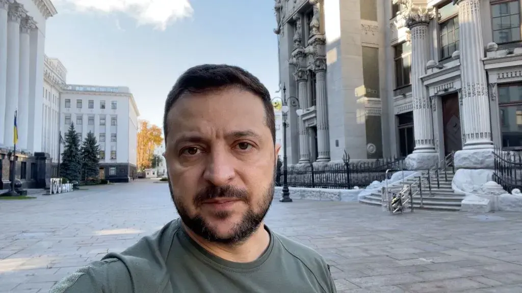 Зеленски обвини Русия, че иска да разруши Каховската ВЕЦ. Руските власти отричат