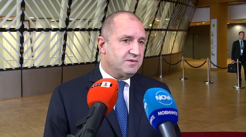 Радев смята, че Нидерландия държи за "заложник" влизането на България в Шенген