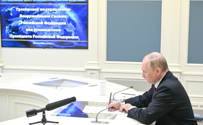 Ядреното учение на Русия започна под личния надзор на Путин