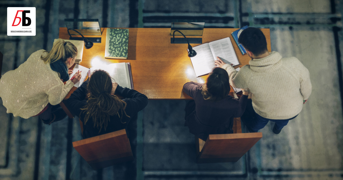 Всеки четвърти човек в България притежава диплома за висше образование,