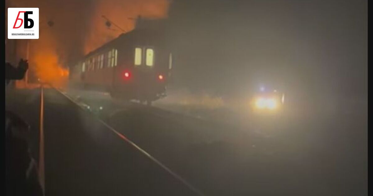 Пожар е избухнал в бързия влак София - Варна край