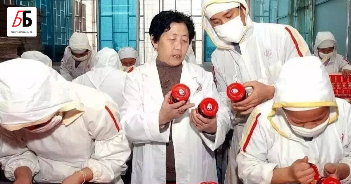 Тя е родена през 1947 г. в югозападната китайска провинция