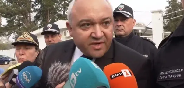 Демерджиев: Полицаят е убит с изстрел от територията на Турция 
