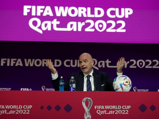 Президентът на ФИФА се опита да защити Световното в Катар: "Чувствам се арабин, гей и мигрант"