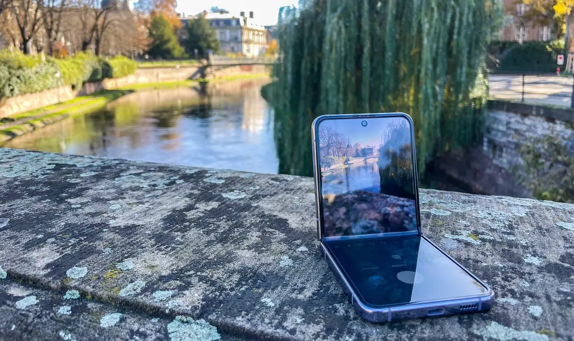 Коледен Страсбург през камерата на Samsung Galaxy Z Flip4
