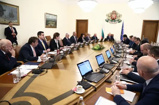 Първо (и последно?) „да“ за Бюджет 2023 със свръхдефицит от 6,4%