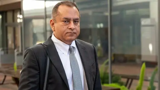 Край на сагата Theranos. Бившият оперативен директор последва Елизабет Холмс с присъда от 13 години затвор