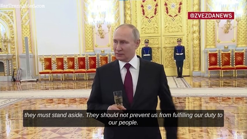 Путин с чаша в ръка си призна за руските удари срещу Украйна и приписа вината на Киев