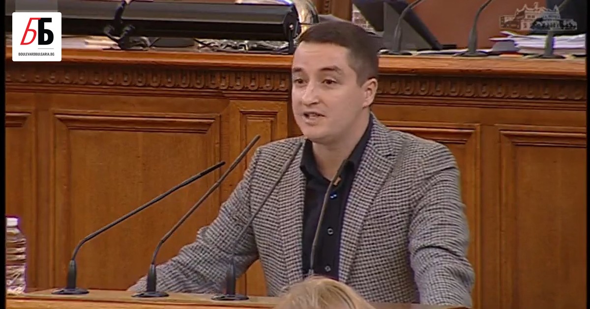 Депутатът от БСП Явор Божанков отправи емоционална реч, в която