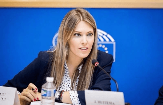 Европейският парламент освободи днес гъркинята Ева Кайли от поста ѝ