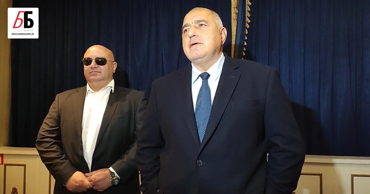 Проф. Николай Габровски сам си подбира екип, който да е