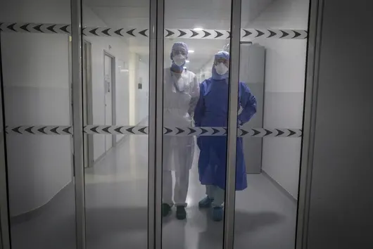 Топ вирусологът Кристиан Дростен: Очаква ни година в извънредно положение