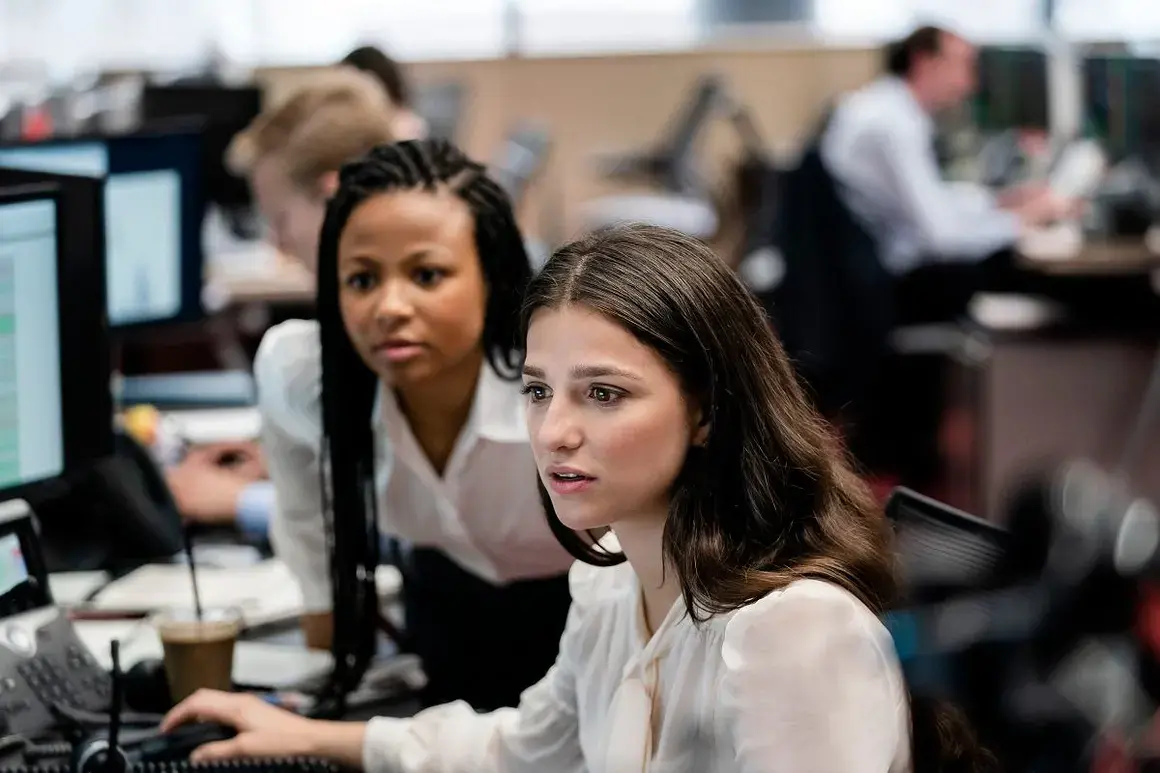 "Индустрия" 