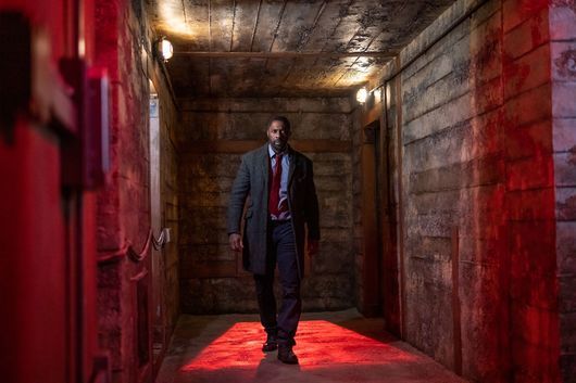 Идрис Елба се завръща като Luther - този път с филм по Netflix