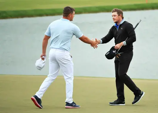 Това ли е краят на ръкостискането? 