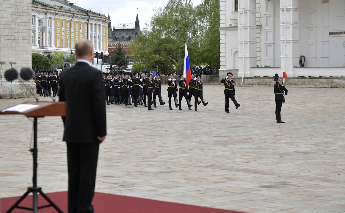 Рекорден ръст на Covid-19 в Русия, Путин иска план за възстановяване на икономиката