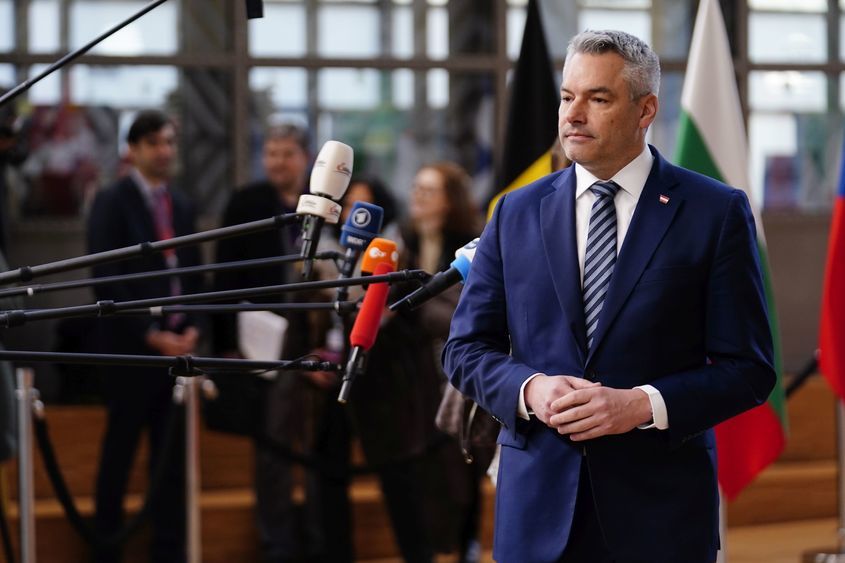 Румен Радев посреща австрийския канцлер. Той все така е против България в Шенген