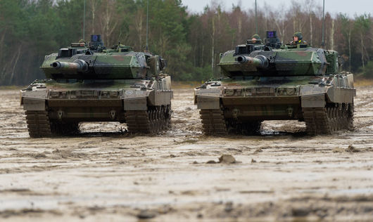 Германия няма "да застане на пътя" на Полша да прати танкове на Украйна