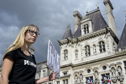 Сексисти ли са французите? Една на всеки 7 жени във Франция е насилвана или удряна от мъжа си