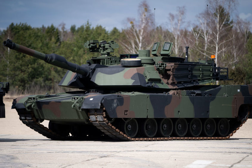 САЩ ще предадат 31 танка M1 Abrams на Украйна