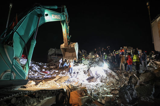 Жертвите на разрушителното земетресение на турско сирийската граница и последвалите