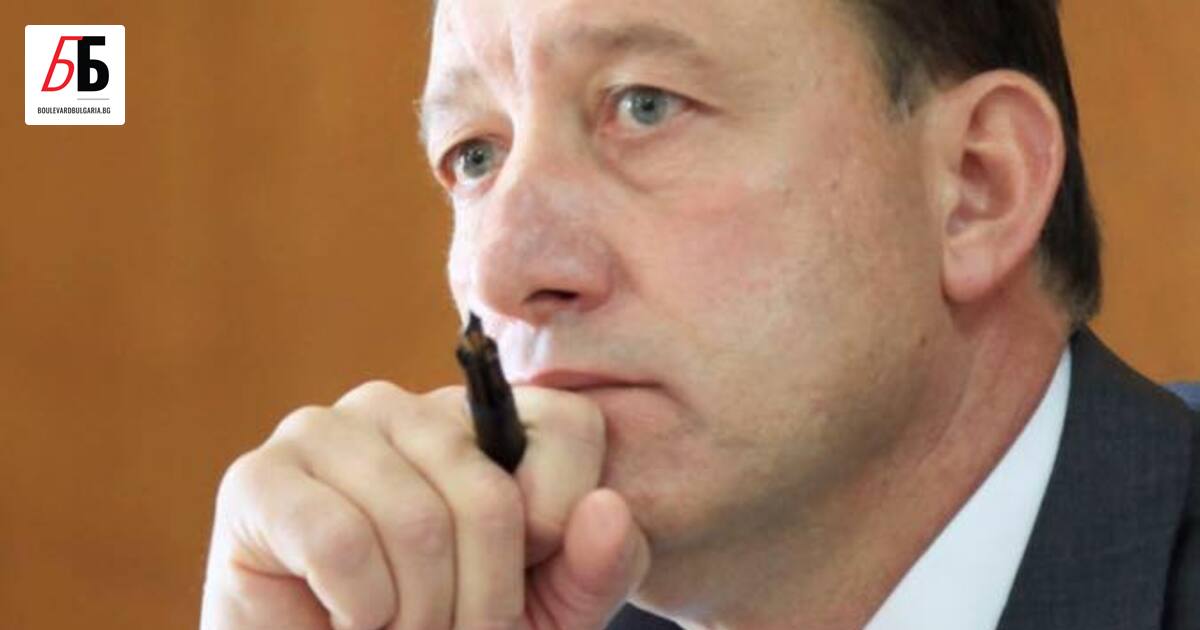 Бившият министър на отбраната и дългогодишен депутат от БСП Ангел