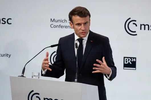 Макрон се обяви за победа за Украйна, но не и за "пълно поражение на Русия"