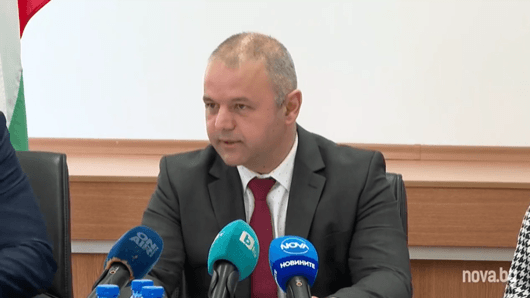 Директорът на Държавната консолидационна компания Венцислав Димитров обвини уволнения директор