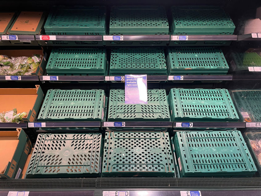 Снимка с недостига на храни в супермаркетите във Великобритания