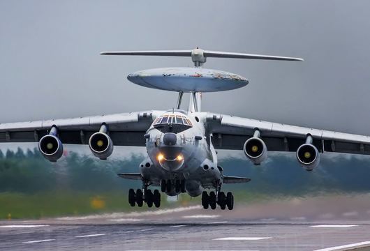 Руски военен разузнавателен самолет A 50 е поразен при два взрива