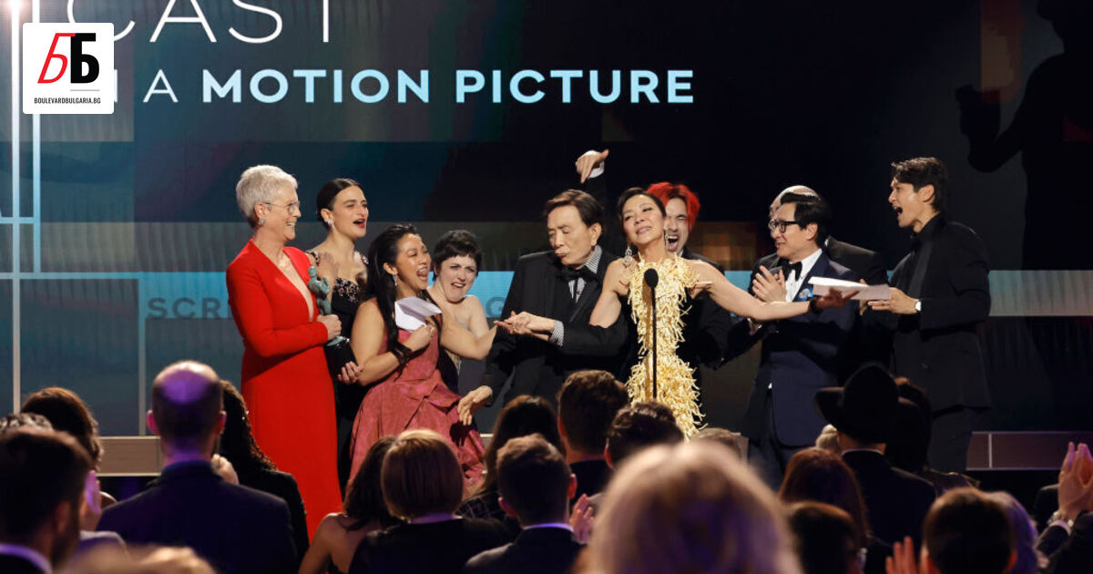 Абсурдистката комедия Everything Everywhere All at Once спечели рекорден брой