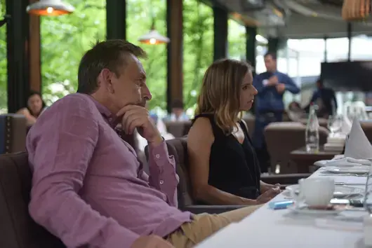 Животът и други неща Е08