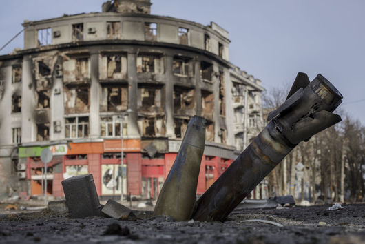 Украинските сили вероятно провеждат ограничено тактическо изтегляне от източен Бахмут