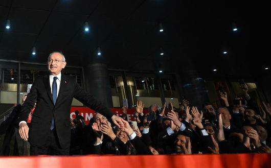 75 годишният Кемал Кълъчдароглу беше избран за общ кандидат президент на турската